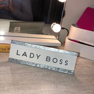 ✨ FREE WITH ANY PURCHASE 💋💋